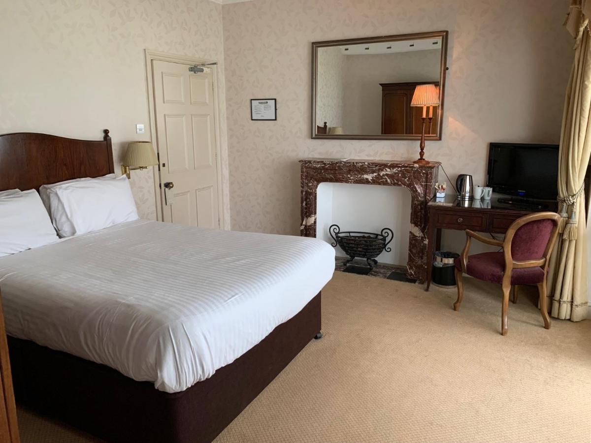 Flitwick Manor Hotel Esterno foto