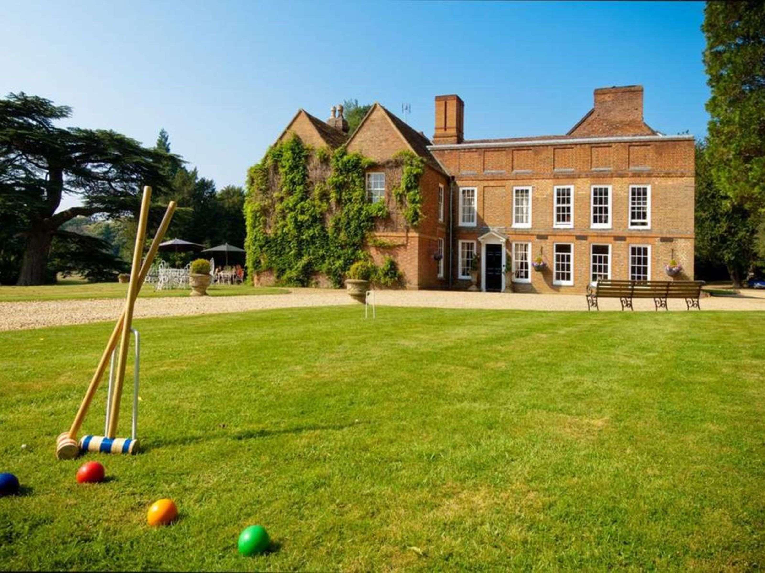 Flitwick Manor Hotel Esterno foto